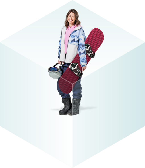 Kobieta ze snowboardem, która przed wyjazdem kupiła ubezpieczenie turystyczne w Warcie