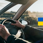 Mężczyzna prowadzący ukraiński samochód